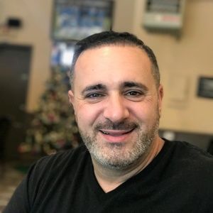 Meet your Posher, Eli